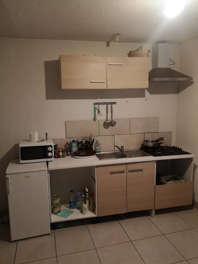 F1 1Er Etage 3 Personnes Daire Aubenas Dış mekan fotoğraf