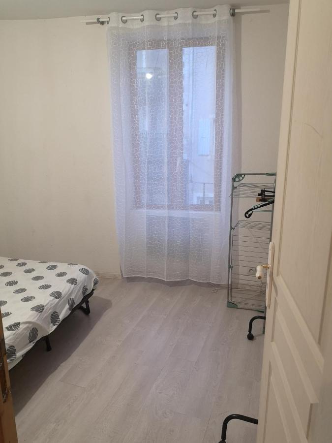 F1 1Er Etage 3 Personnes Daire Aubenas Dış mekan fotoğraf